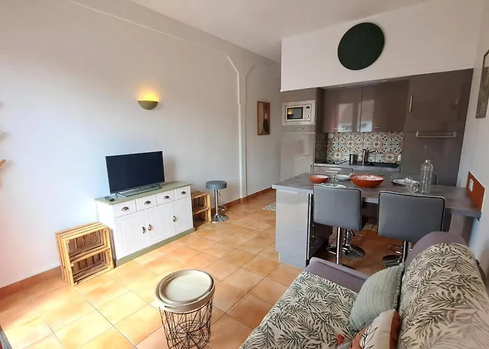 Apart-hotel Resid'azur 2*