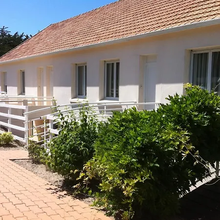 蓝色公寓酒店 公寓式酒店 圣让-德蒙