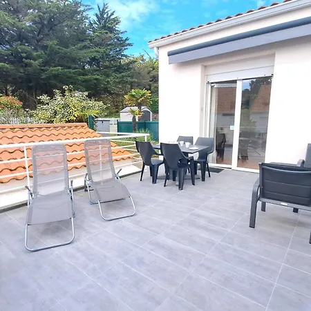 蓝色公寓酒店 2* 圣让-德蒙