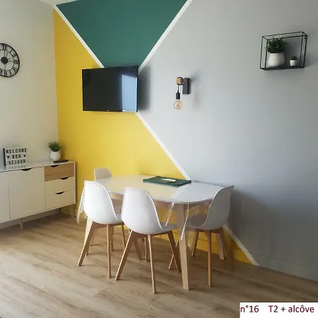 蓝色公寓酒店 公寓式酒店 圣让-德蒙